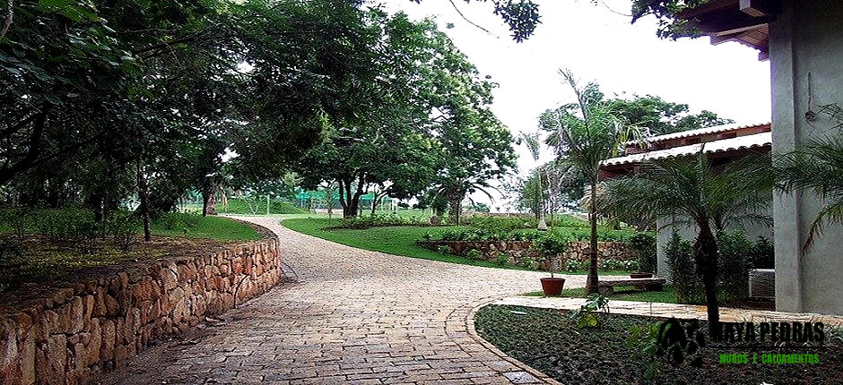 Calçamento de Folheta